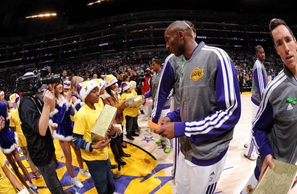 队在揭幕战 队在揭幕战